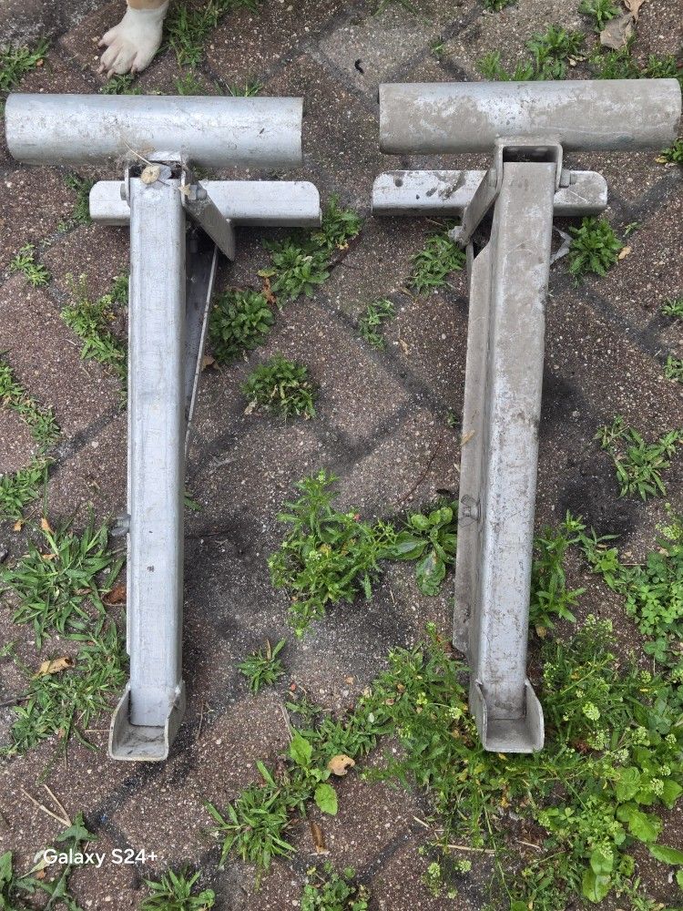 Ladder Jacks