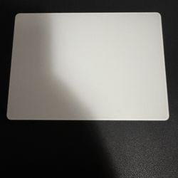 Apple Magic Trackpad2 with Lightening Cable