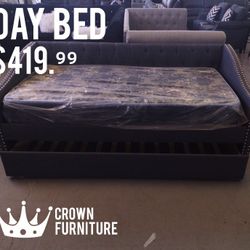 Grey Day Bed With Two Twin Mattresses