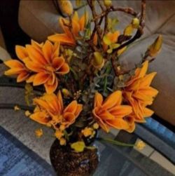 Vase from The Mosaic Magnolia Collection : Luminous Golden Knight @ Lasting Creations