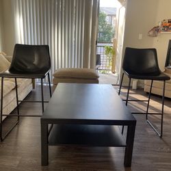 Coffee Table & Bar Stools 