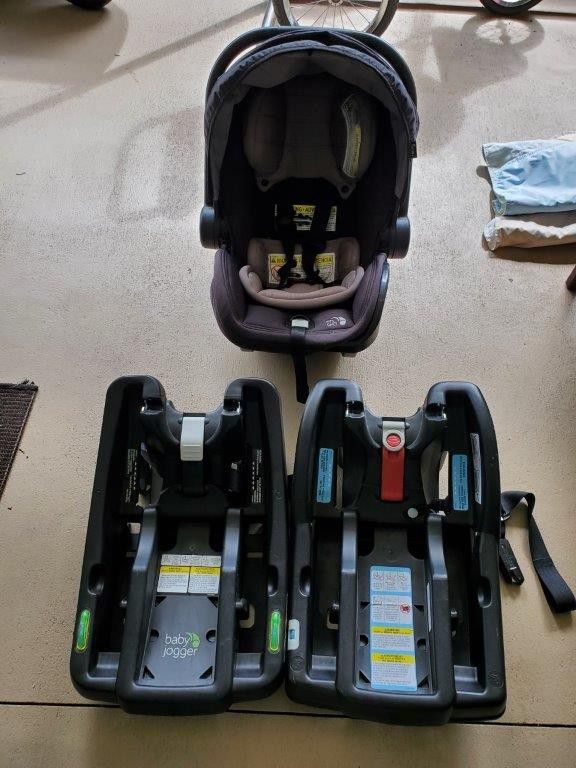 Baby Jogger Baby Car Seat And 2 Bases