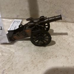 Vintage Miniature Die Cast Pencil Sharpener