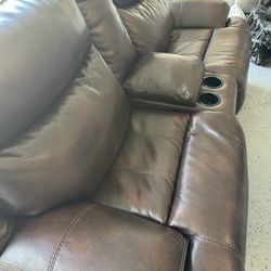 Leather Couches Recliner Set.Need Gone Asap.Make An Offer