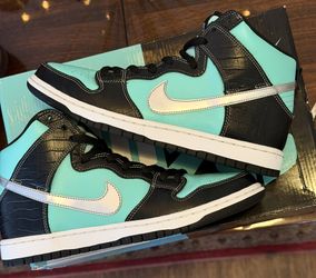 Wow 🤩!! 2013 VNDS Nike Diamond Tiffany Dunk Sb High Size 10 !