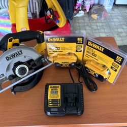 DEWALT 6-1/5 CIRCULAR SAW KIT ( 2 Batteries 5.0 Ah + Charger )