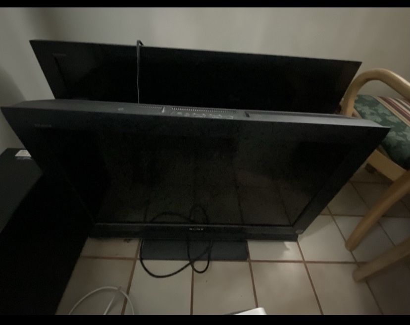 Sony Bravia EX400 (40 Inch)