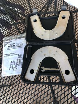Werner static hinge used for scaffolding