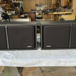 Bose 301 Series lll Speakers- Mint 