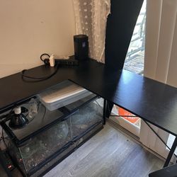 L Shaped Desk 