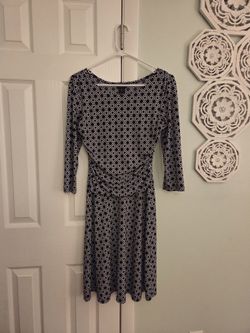 En Focus Studio Size 6 Dress, Black With White Circle Design