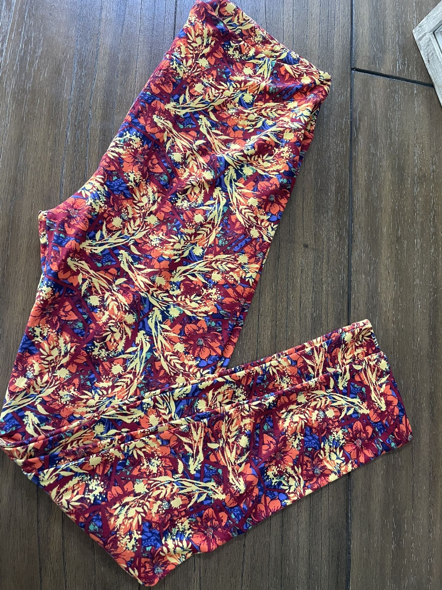 LuLaRoe Leggings TC - Tall & Curvy - New