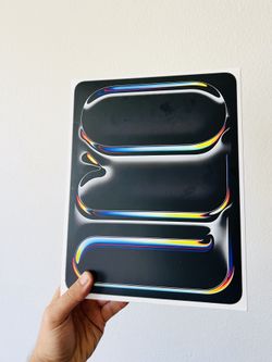 Ipad pro m5 13 inch 2tb wifi and cellular unlocked