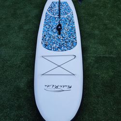 10′ INFLATABLE STAND UP PADDLE BOARD / READ DESCRIPTION