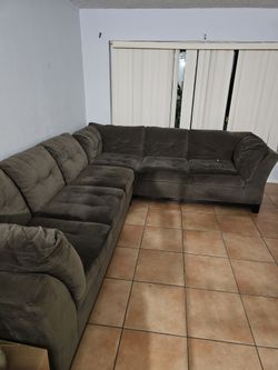 Gray Fabric Sectional Sofa