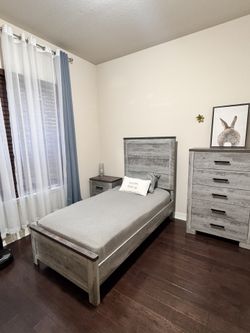 Twin Bed Furniture Set 