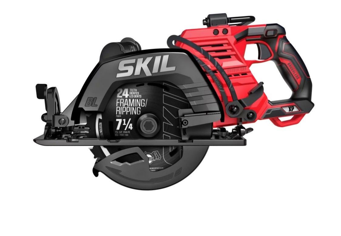 Skil BRUSHLESS 2 X 20V 7-1/4 IN. REAR HANDLE CIRCULAR SAW KIT