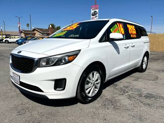 2016 KIA Sedona
