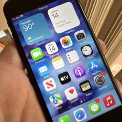 iPhone 7 Unlocked 32GB 96% Battery Great Condition 