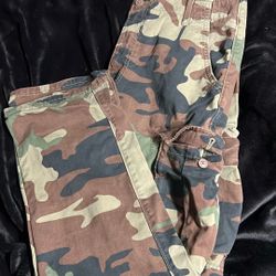 Levi Cargo Pants
