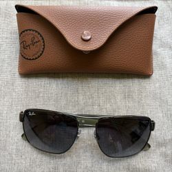 Brand-New Ray-Ban RB3530 Square Double-Bridge Sunglasses – Grey Gradient