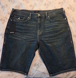 True Religion Relaxed Straight Shorts Size 40 $40