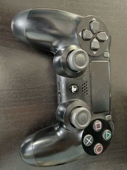 PS4 controller