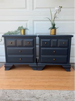 Two cute night stands