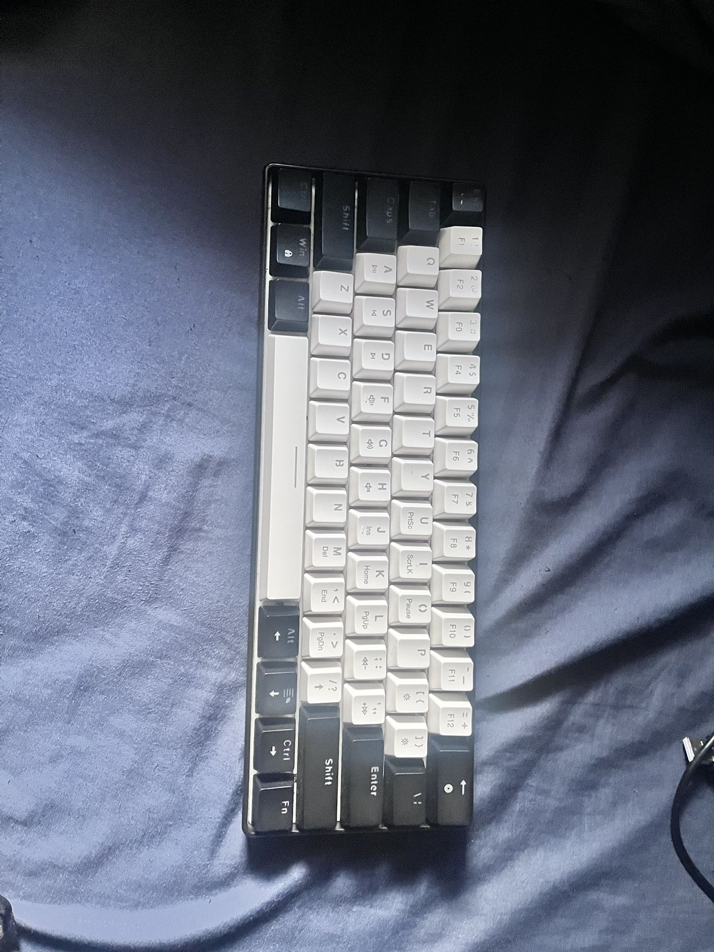 Snpurdiri neon keyboard ( NOT WIRELESS)