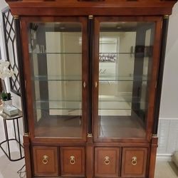 Beautiful Cabinet, With Glass And Mirror, Solid And In Excellent Condition