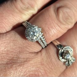 STUNNING 14k GOLD WEDDING RING, 1.75 cttw  stone earth grown diamonds! Certified 3.1grams, 1.39 cs