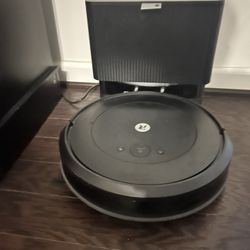 Roomba iRobot 2 Essential + Auto-Empty Dock 