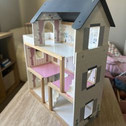 Play doll house 