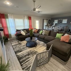 Furniture, Sofa, coffee table, Rugg, washer