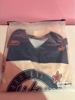 Women’s long sleeve