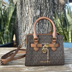 Michael Kors Mercer Mini Crossbody Bag 