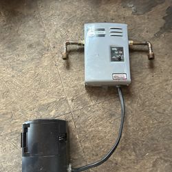 RHEEM Eco Sense RETE-13 - 13kW 1.97 GPM Tankless Electric Water Heater with breaker box