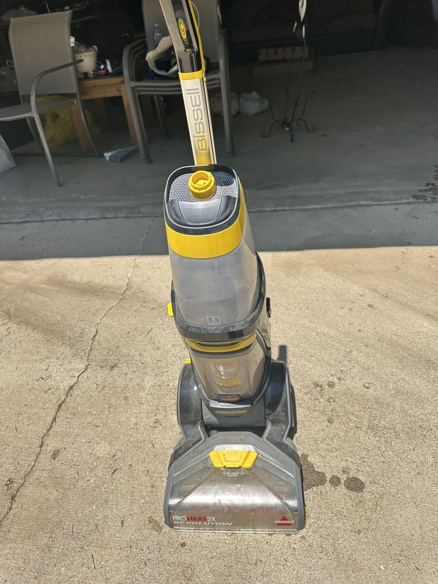 AI Overview +8 The price of the BISSELL ProHeat 2X Revolution Pet carpet cleaner