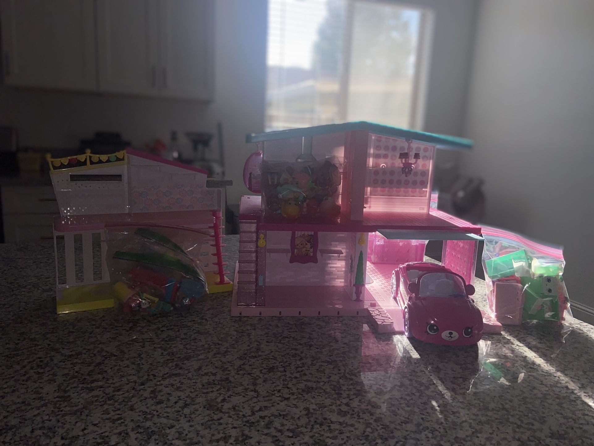 Shopkins House With Car And Furniture