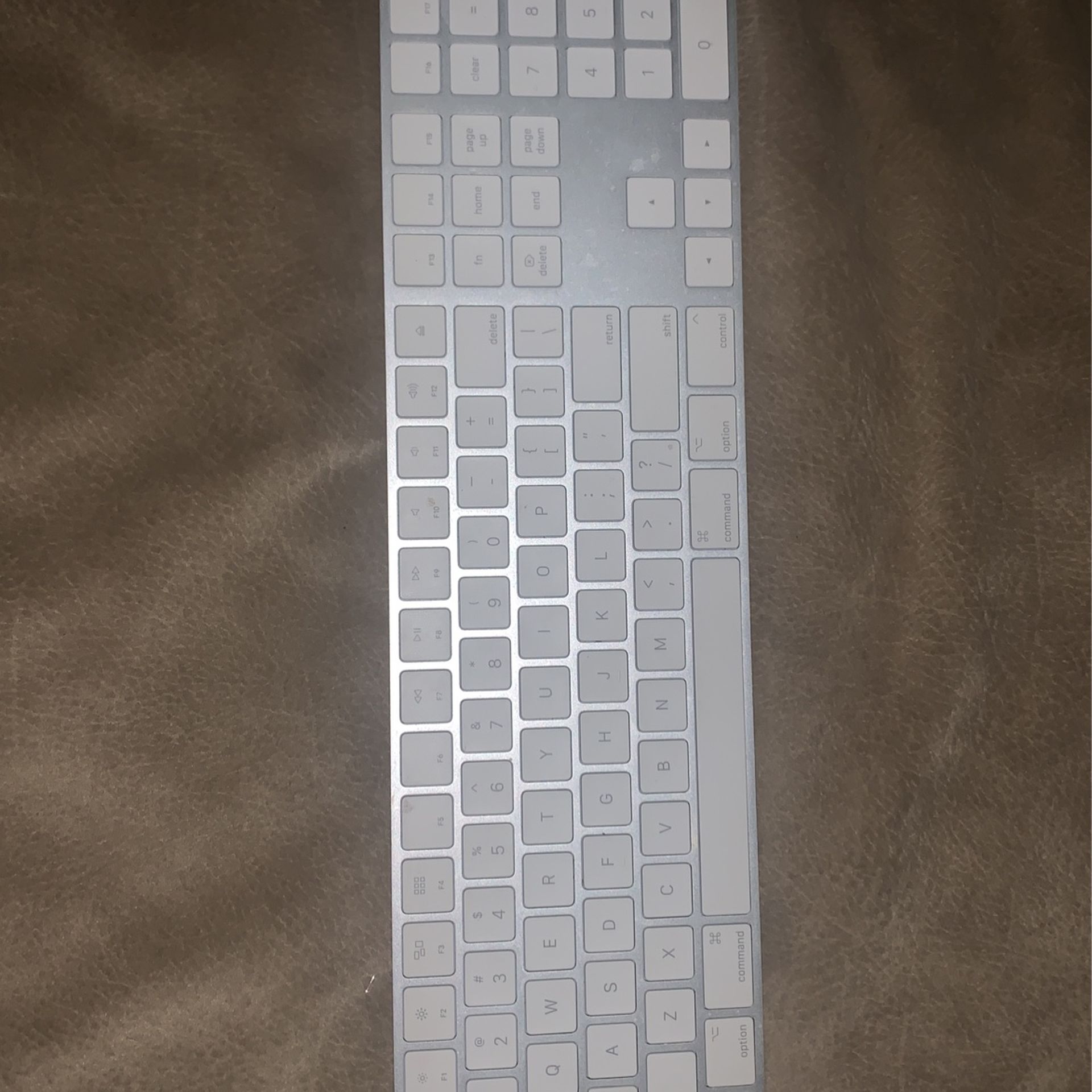 Apple Keyboard Bluetooth