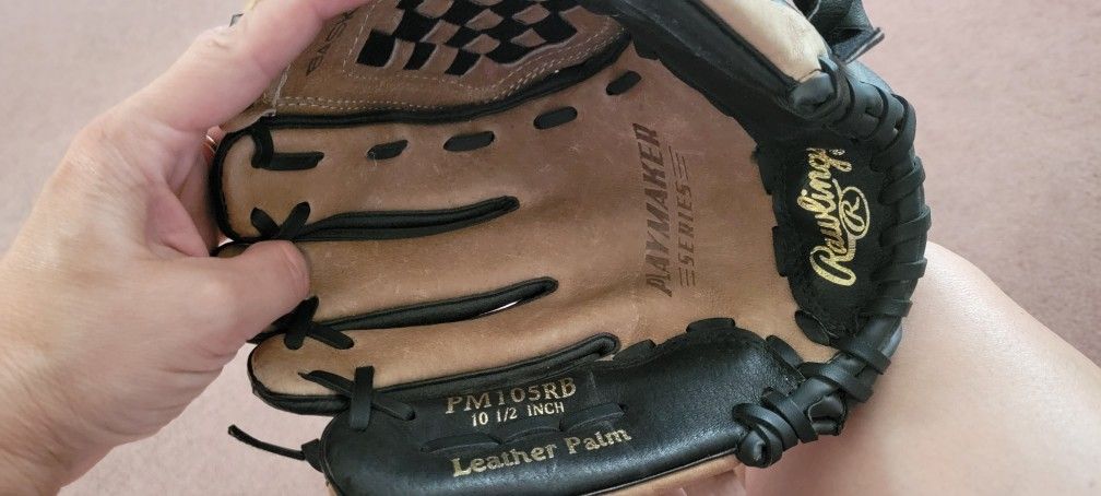Rawlings Youth Baseball Glove