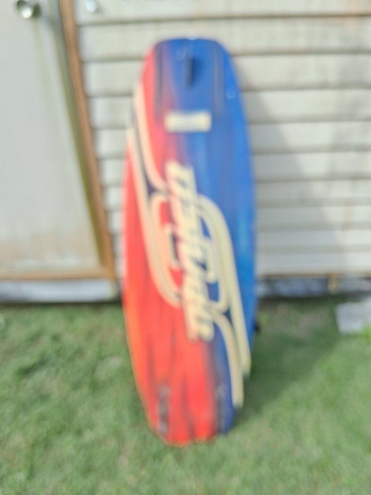 Surf πββοΈ π Board In Very Good Condition