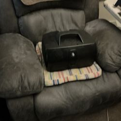 Battery Box And Battery’s Gogo Sport And Elite  Traveler