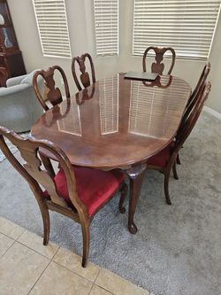 Dining Table Set