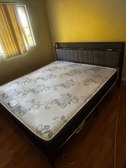 King size bed