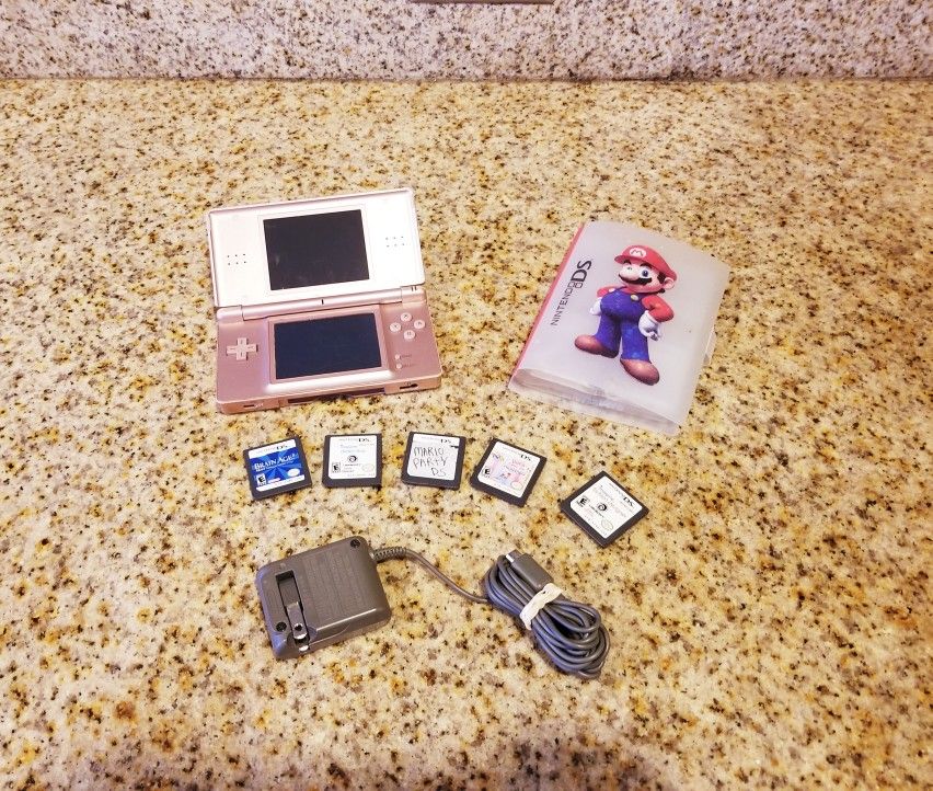 Nintendo DS Lite bundle 