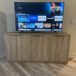 Oak Fluted TV Stand 