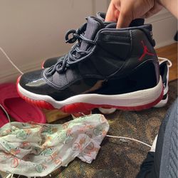 Air Jordan 11 Retro Bred 2019 Size 8.5 Men’s