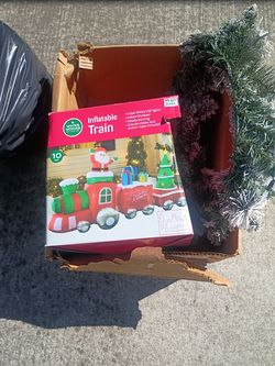 Christmas and some Fall decorations 10 bucks