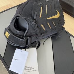 Nike Alpha Glove